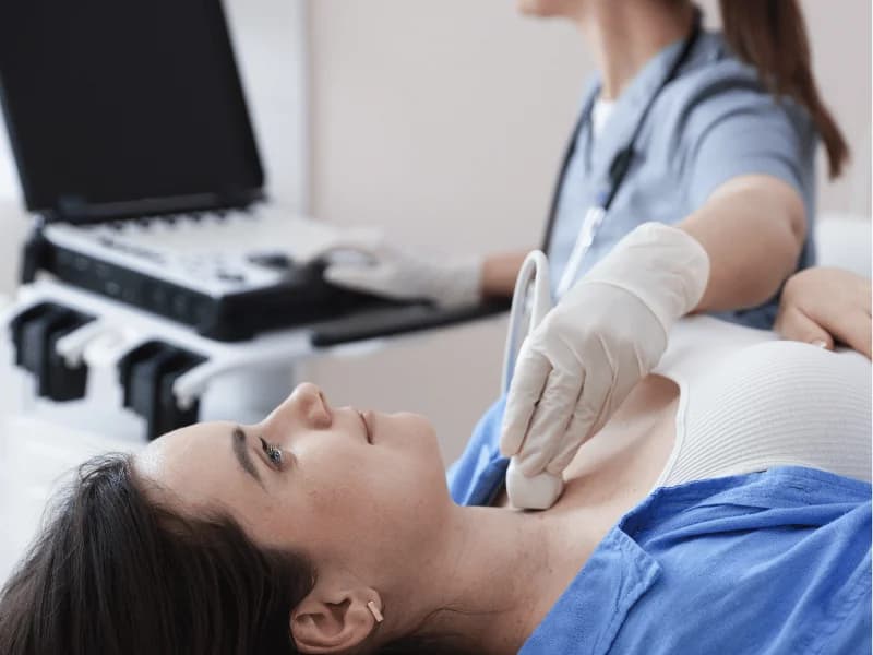 Ultrassom Tireoide: O Que Detecta (Nódulos, Cistos, Bócio) | Guia 2026